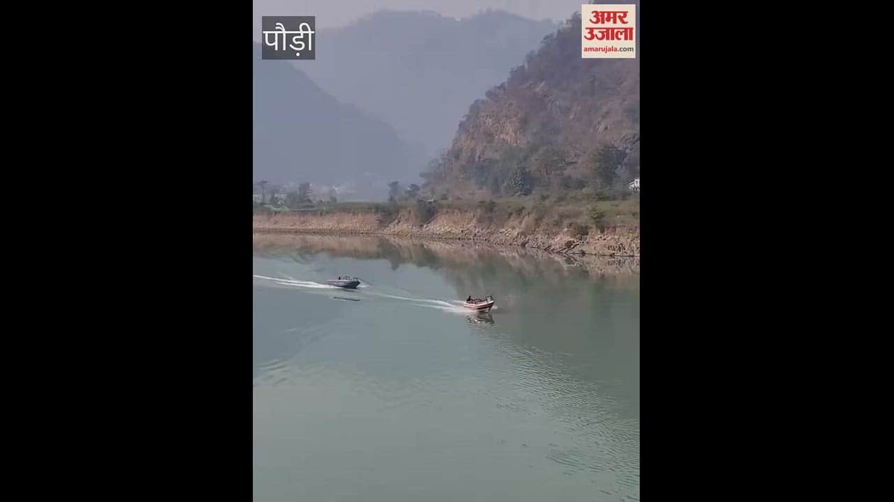 Srinagar: Two boats collided in the Alaknanda River near the Dhari Devi Temple, a video going viral