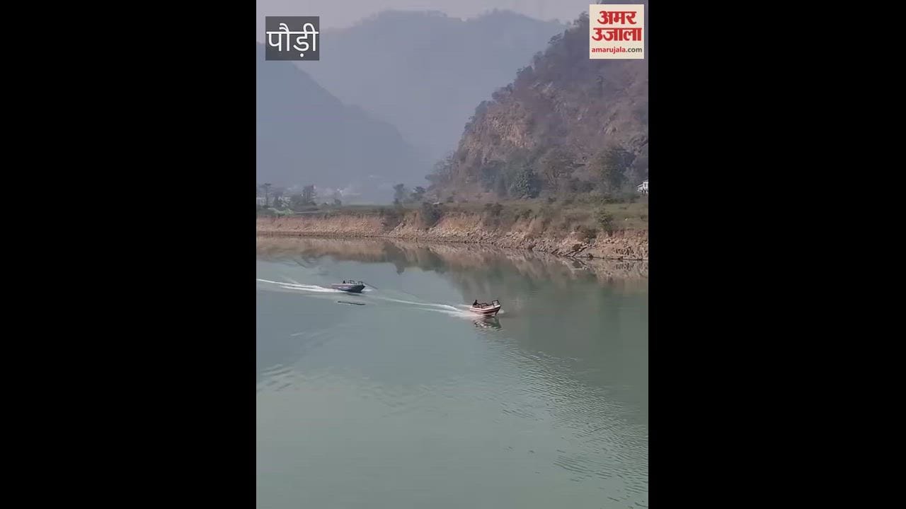 Srinagar: Two boats collided in the Alaknanda River near the Dhari Devi Temple, a video going viral