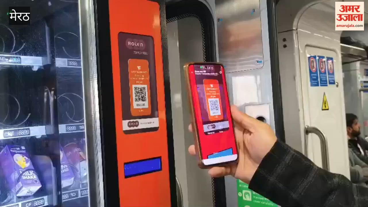 Namo Bharat also offers refrigerators, cold drinks and chips.