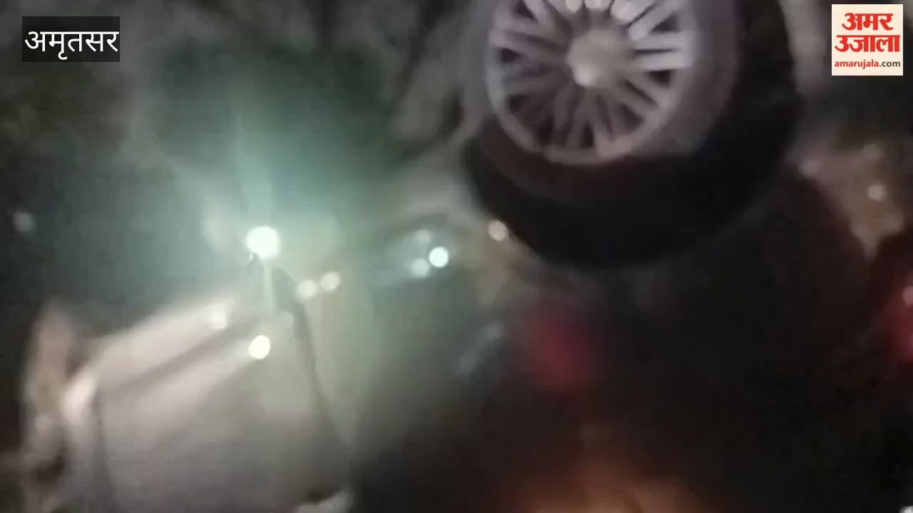 Four youths injured as speeding car overturns in Amritsar