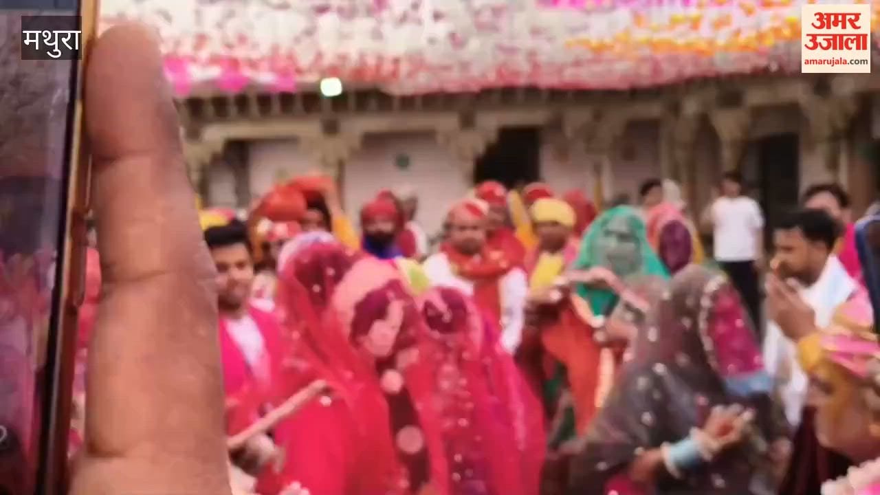 Lathmar Holi Invitation Reaches Nandgaon from Barsana Temple