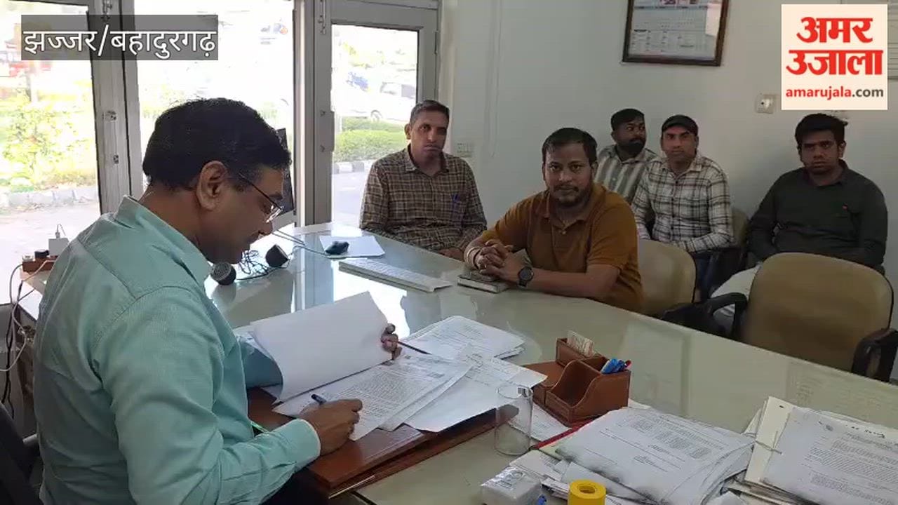 Members of Diploma Engineering Association met the Executive Engineer of PWD in Bahadurgarh