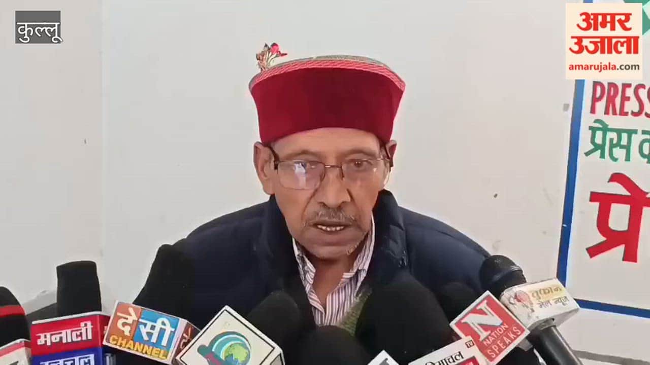 An elderly man has been making rounds of the office for eight months to raise the electricity wire at home