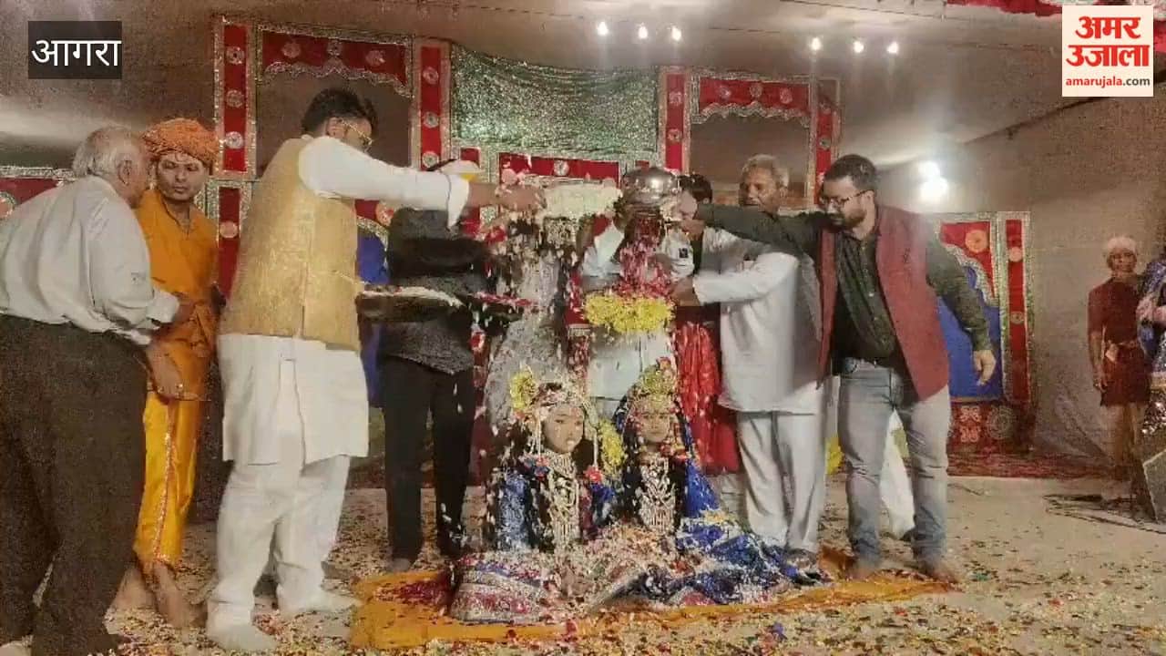 Shri Krishna Leela Rasotsav concludes with Holi of flowers and laddus