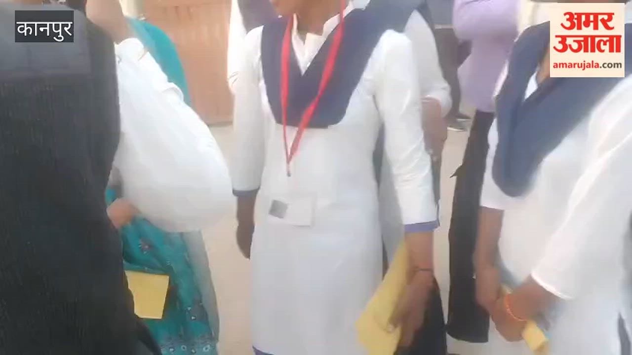 Students created a ruckus at the college gate, alleging cheating