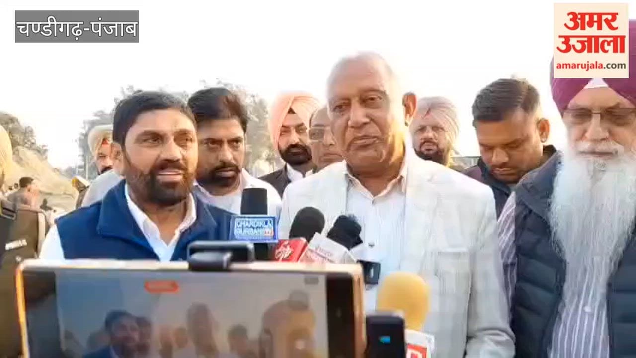 Cabinet Minister Birender Goyal inspected the Ferozepur Feeder Canal in Zira