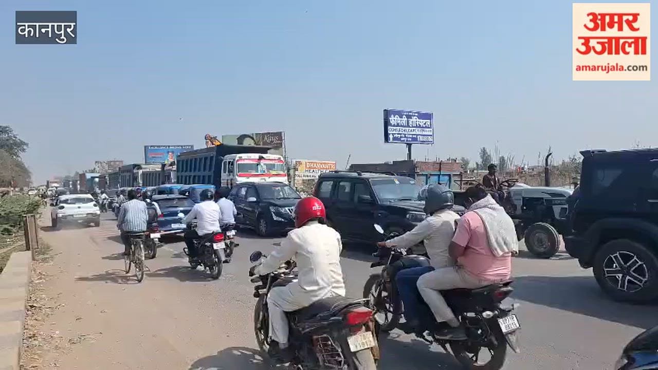Massive traffic jam at Ramaipur intersection, board exam candidates and motorists stranded for hours