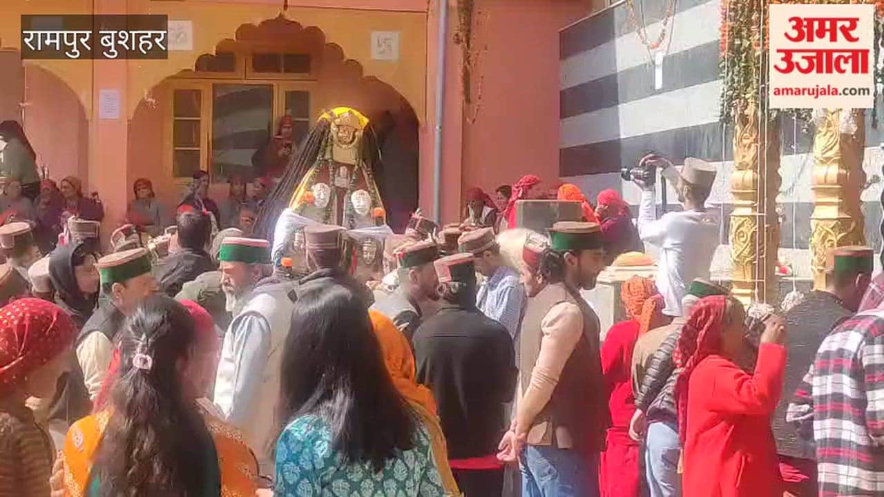 Rampur Bushahr The deities returned after blessing them with happiness and prosperity; the temple committee bid farewell to the sons-in-law, nephews and deities in longing