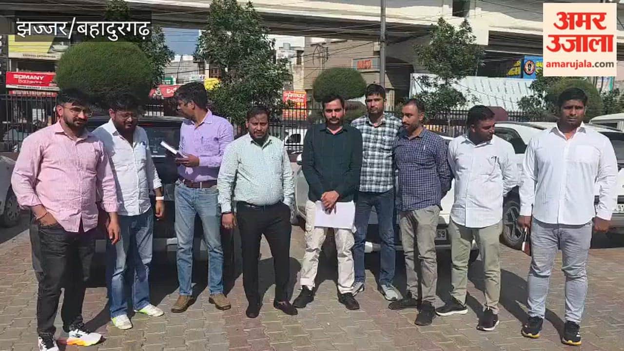 Members of Diploma Engineering Association demonstrated