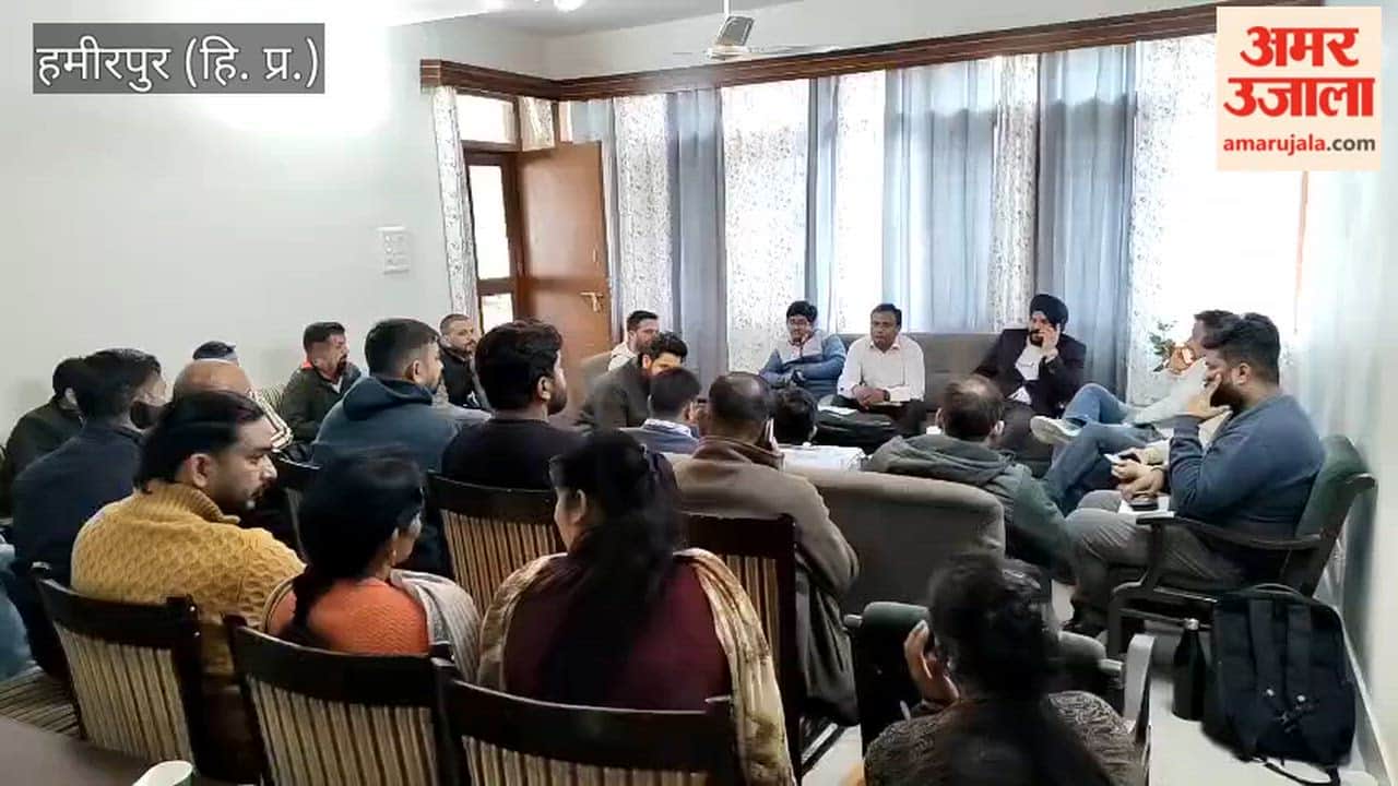 Hamirpur Tell consumers about the benefits of smart electricity meter