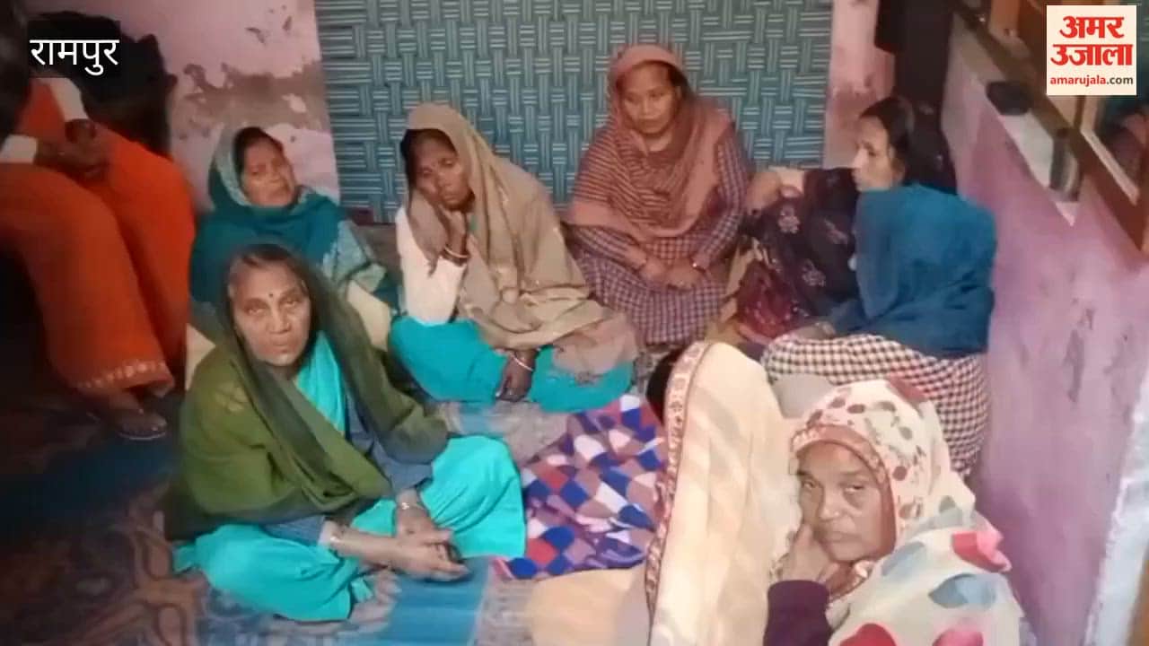 death of three students has caused a furore among the family members, and the police have detained the tractor driver