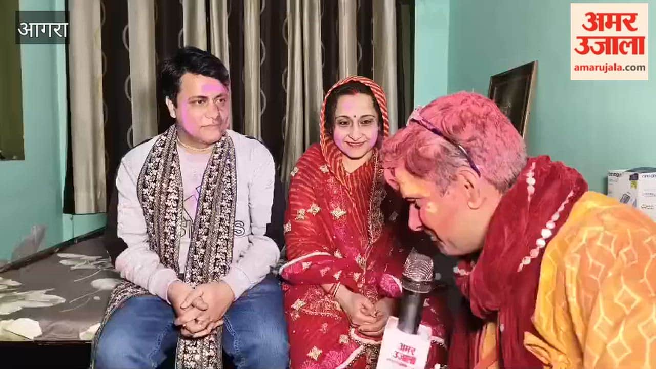 Braj Holi: American Couple Joins Lathmar Celebrations in Nandgaon