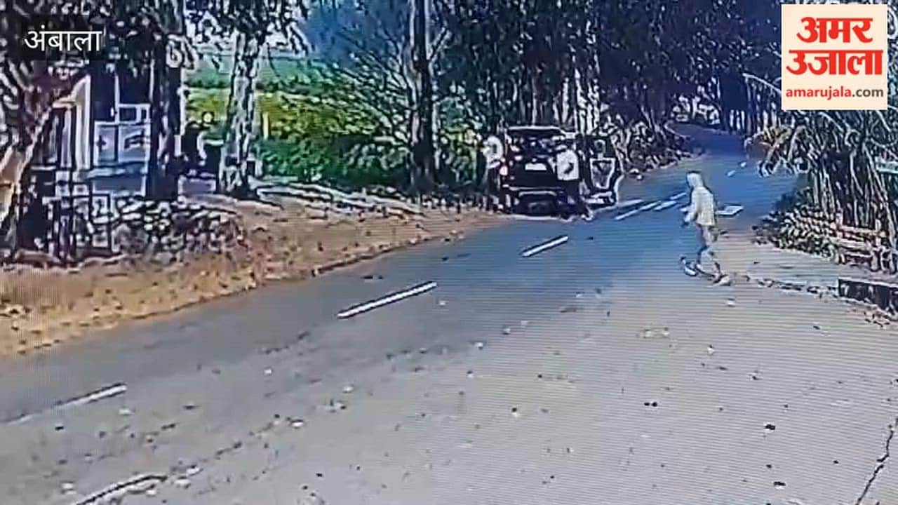 The miscreants took the man from the shop in a Scorpio in broad daylight