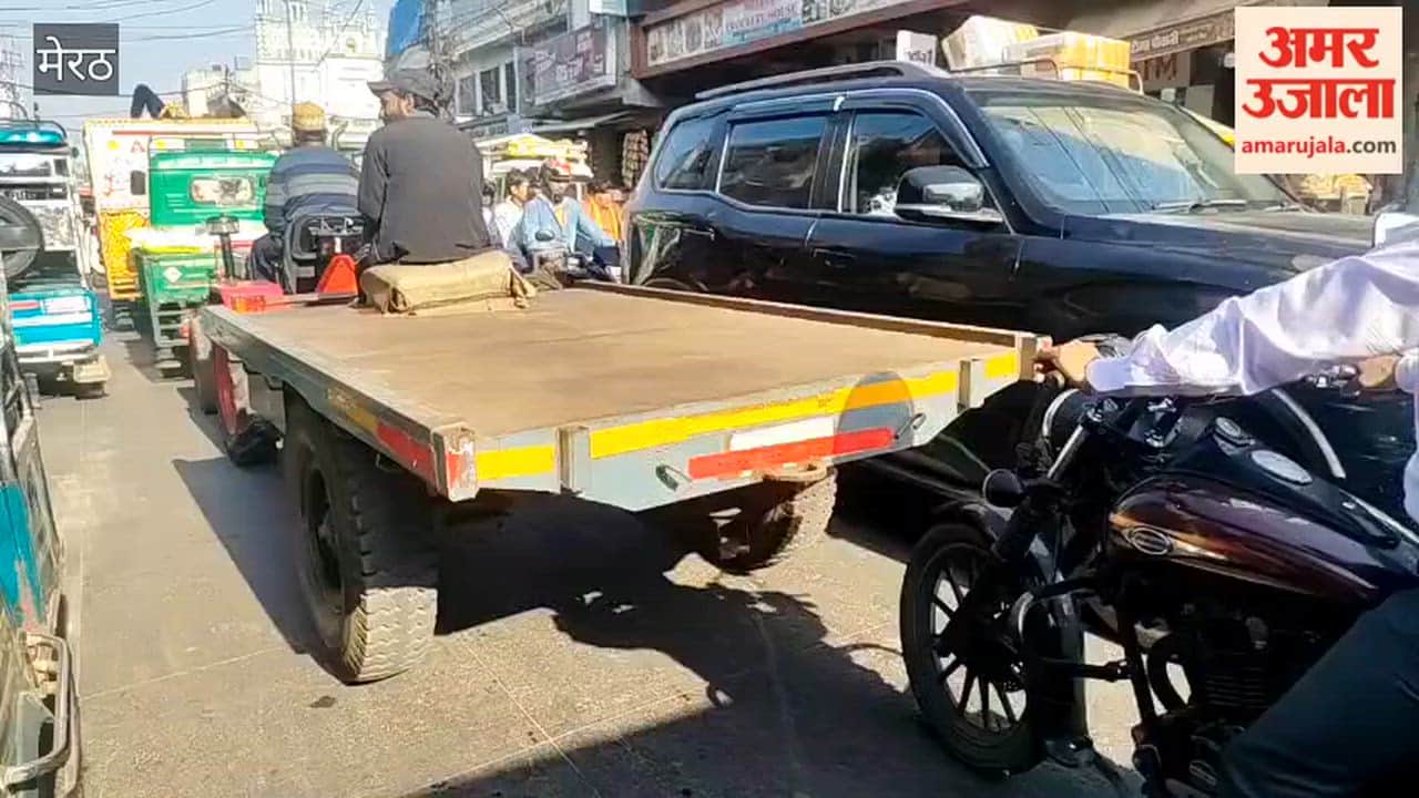 Meerut: Jam at Hapur airport