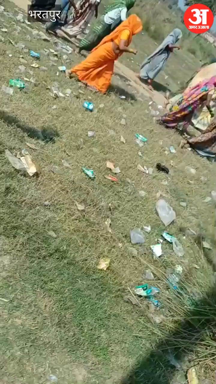 Chaos over liquor in  bharatpur women set fire to   liquor shop operating in  container