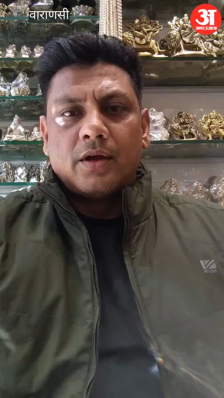 आदि विश्वेश्वर क्षेत्र में पूर्व पार्षद की शिकायत पर हुई सीवर की सफाई, VIDEO