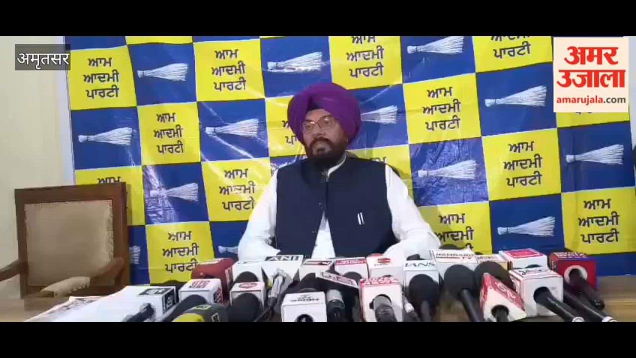 In Amritsar, AAP MLA Kuldeep Dhaliwal launched a scathing attack on Akali leaders.
