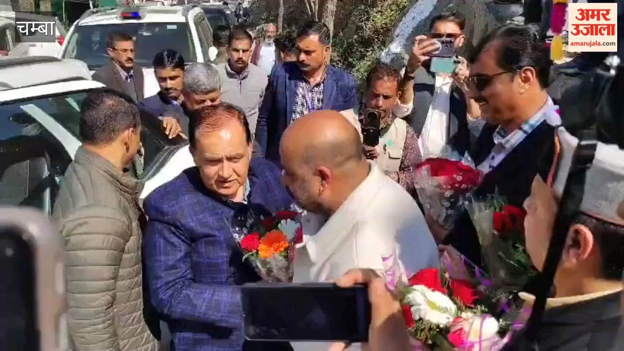 Chamba Assembly Speaker Kuldeep Singh Pathania reached Gram Panchayat Mahla, welcomed with drums