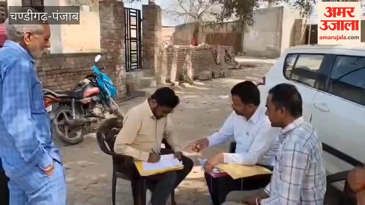 vigilance team arrived in Darbara Singh Wala village of Guruharsahaye to investigate panchayat works