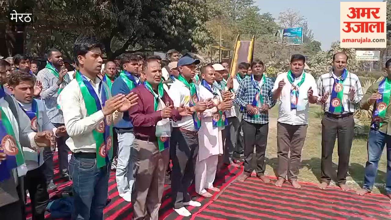 Meerut: Tribute paid to Chandrashekhar Azad