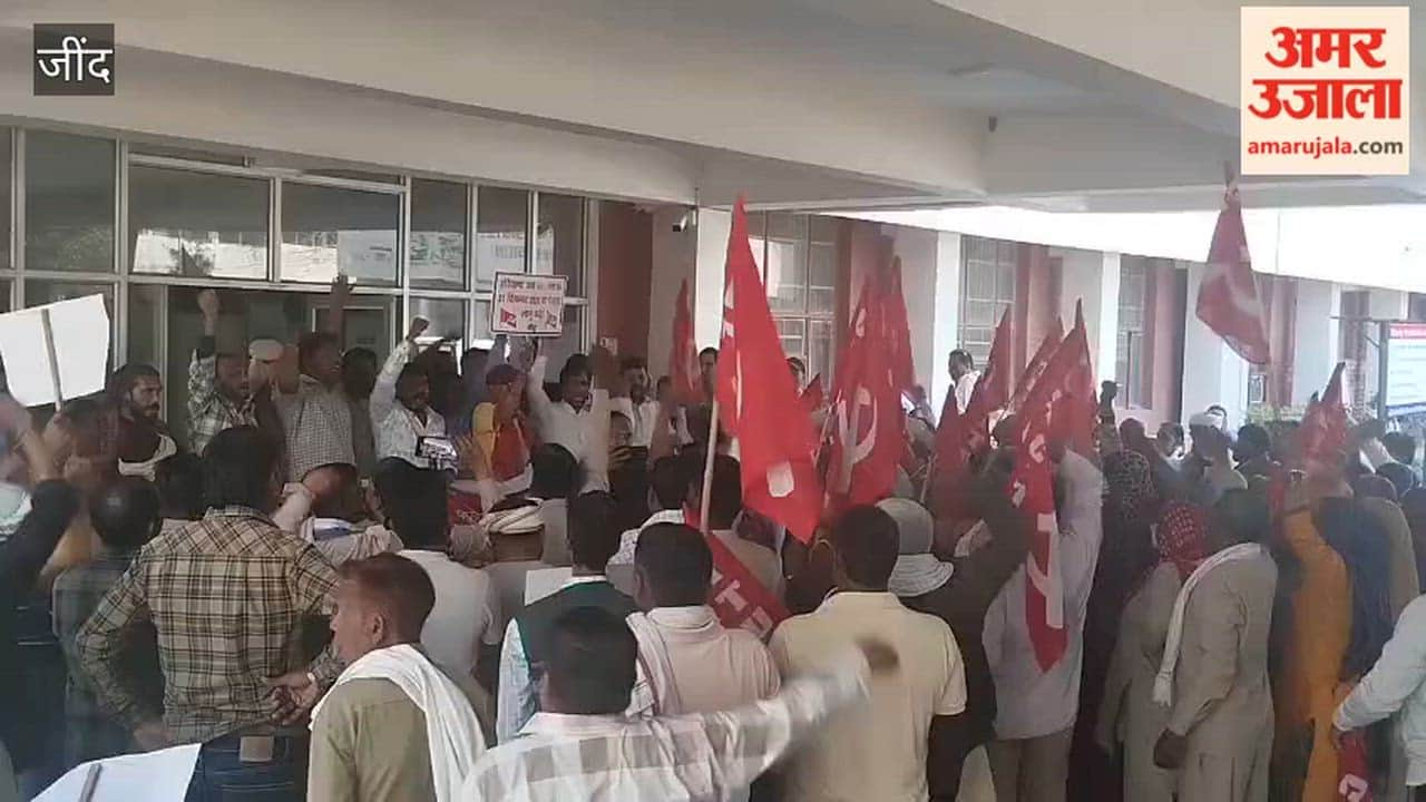 protest march was taken out in Jind to the Mini Secretariat regarding the demands