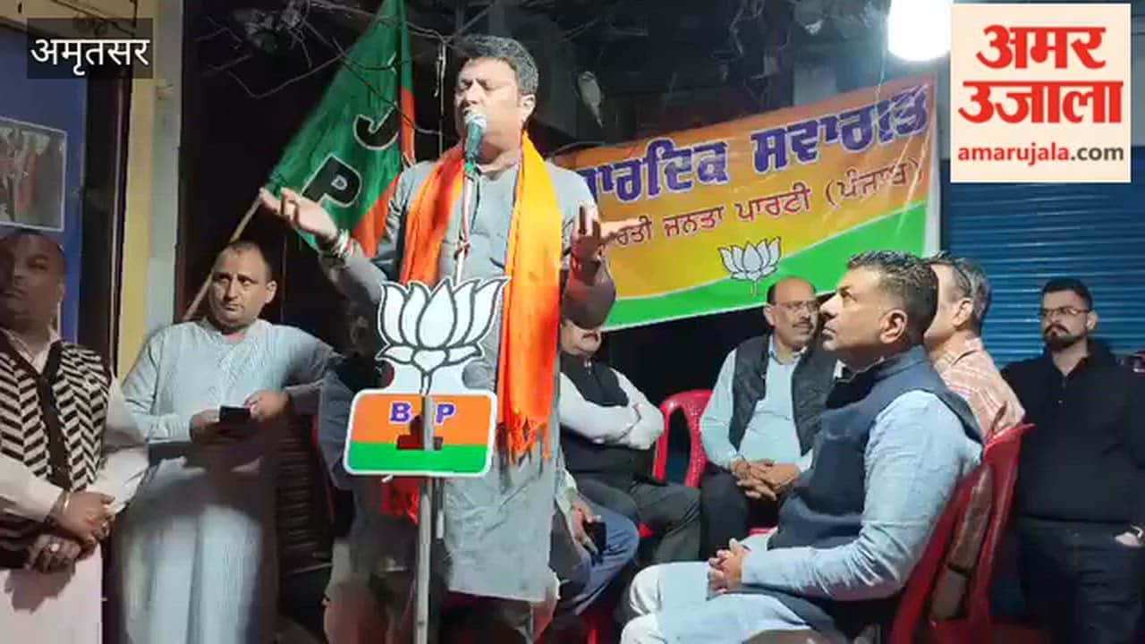 BJP's Bengal state spokesperson Saurabh Sikdar spoke at Guru Bazaar in Amritsar.