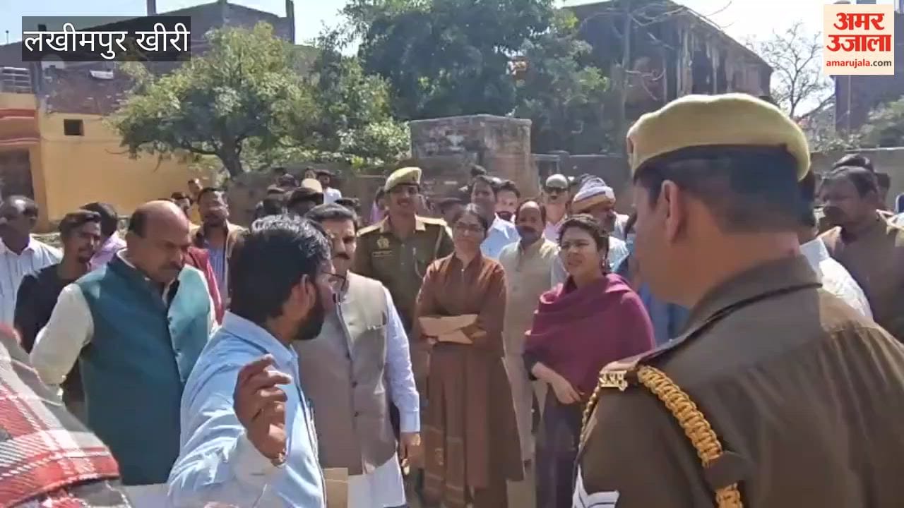 DM inspected the under-construction Shiva temple corridor in lakhimpur kheri