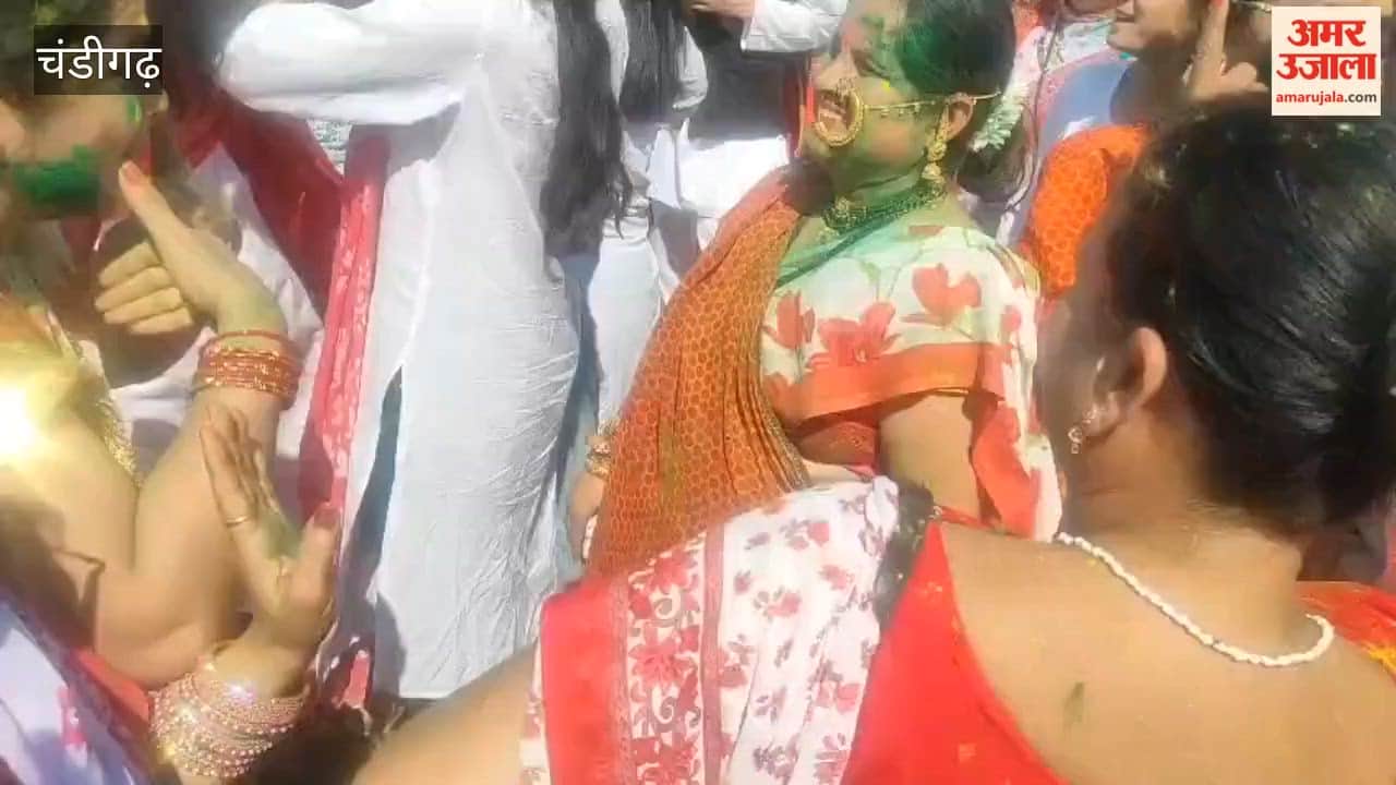 Holi milan program in Chandigarh