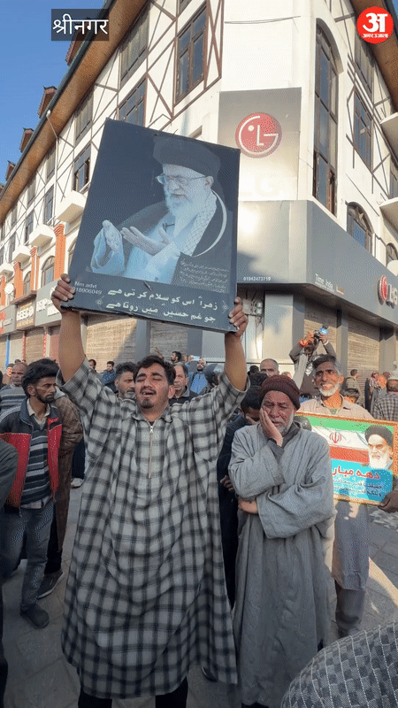 Srinagar: सड़क पर उतरे कश्मीर के शिया, श्रीनगर  के लाल चौक पर विरोध प्रदर्शन