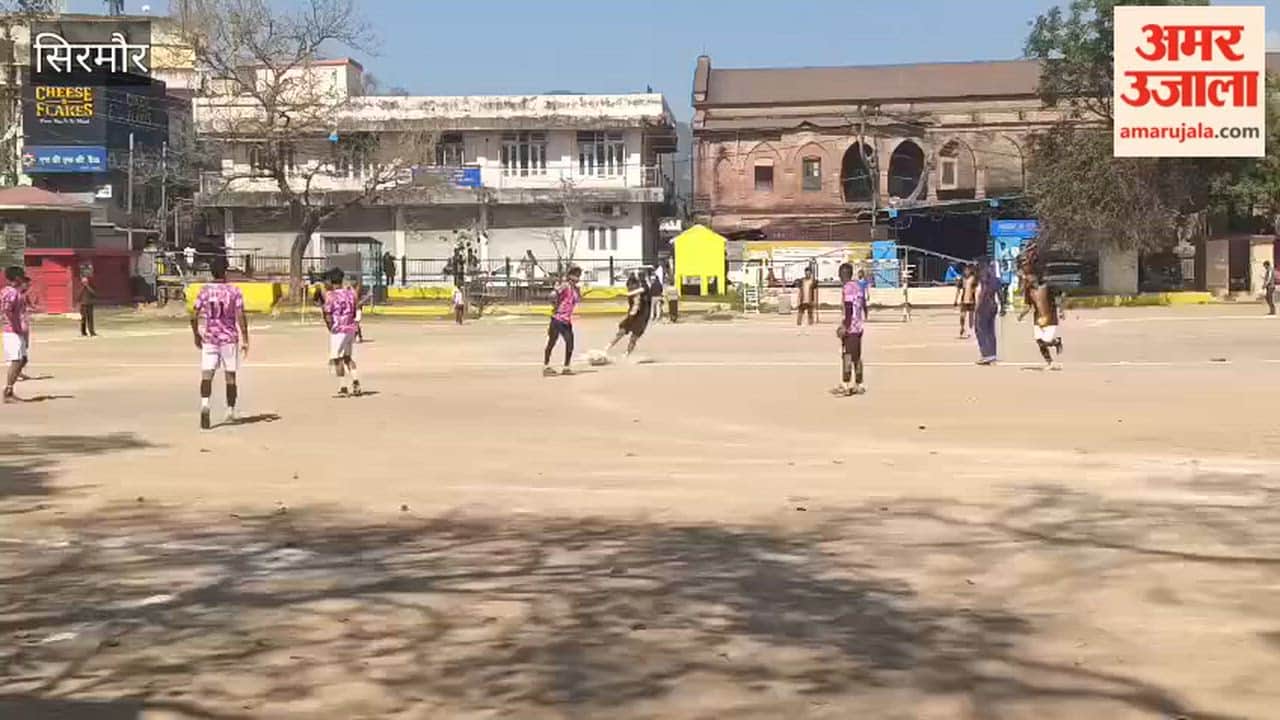 Sirmour Players showed their strength in the football competition on the theme of Play Sports Quit Addiction