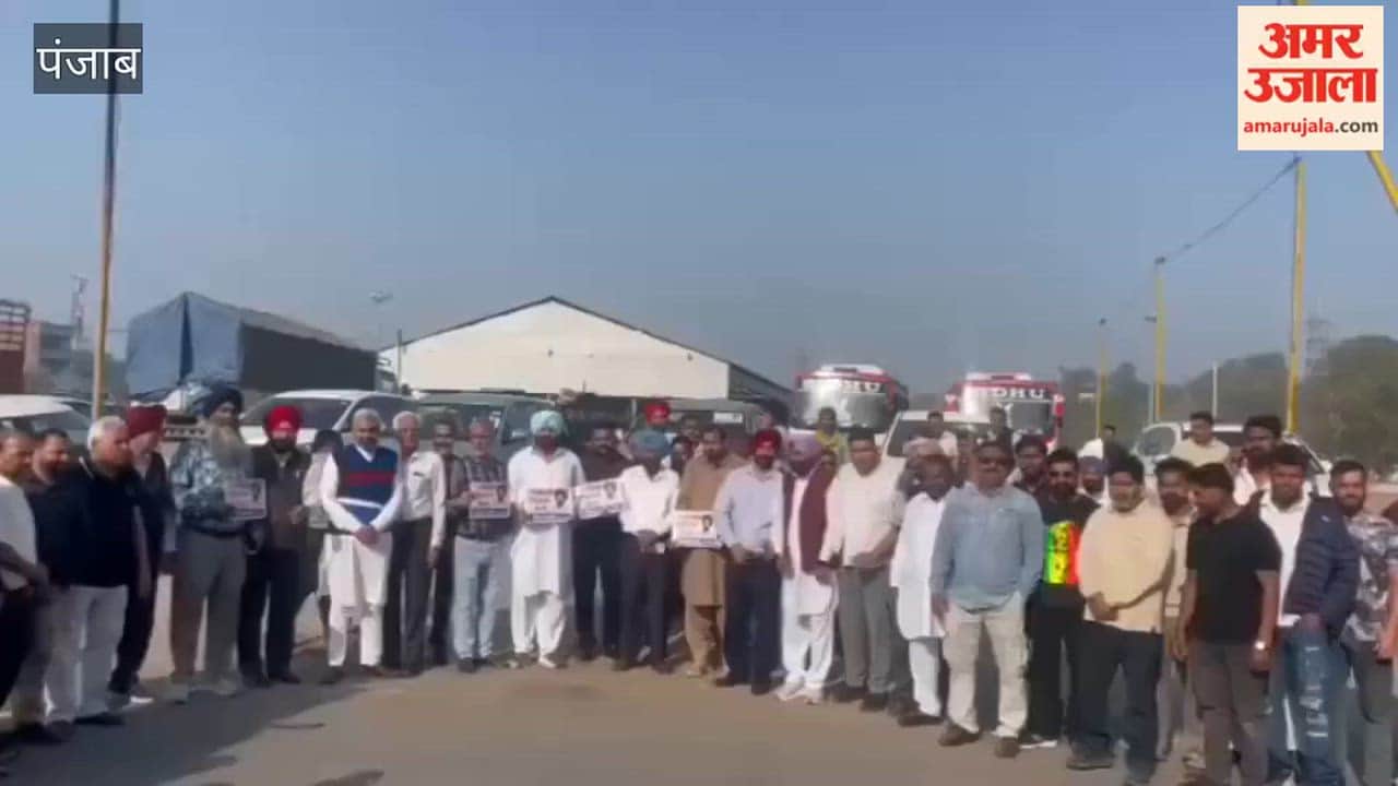 A group of Congress workers led by the MLA left for the Barnala rally from Phagwara.