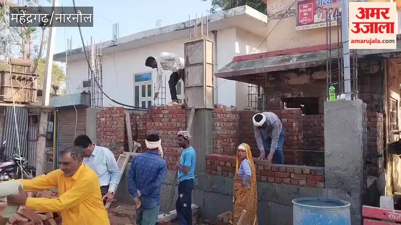 Residents of Narnaul's Nangal Chaudhary protest against construction of public toilets; lodge complaint