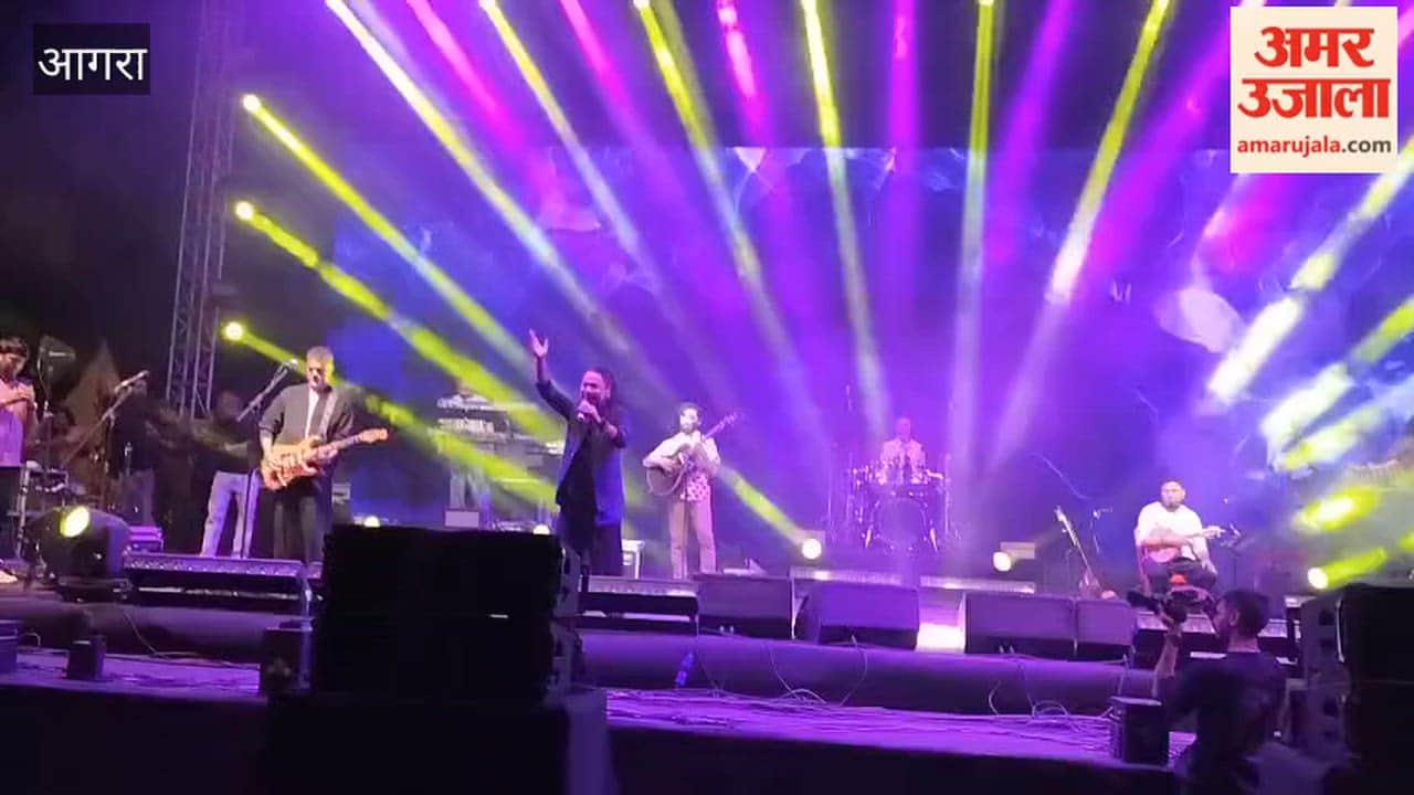 Audience danced to the tunes of Kailash Kher in 'Shivoham'