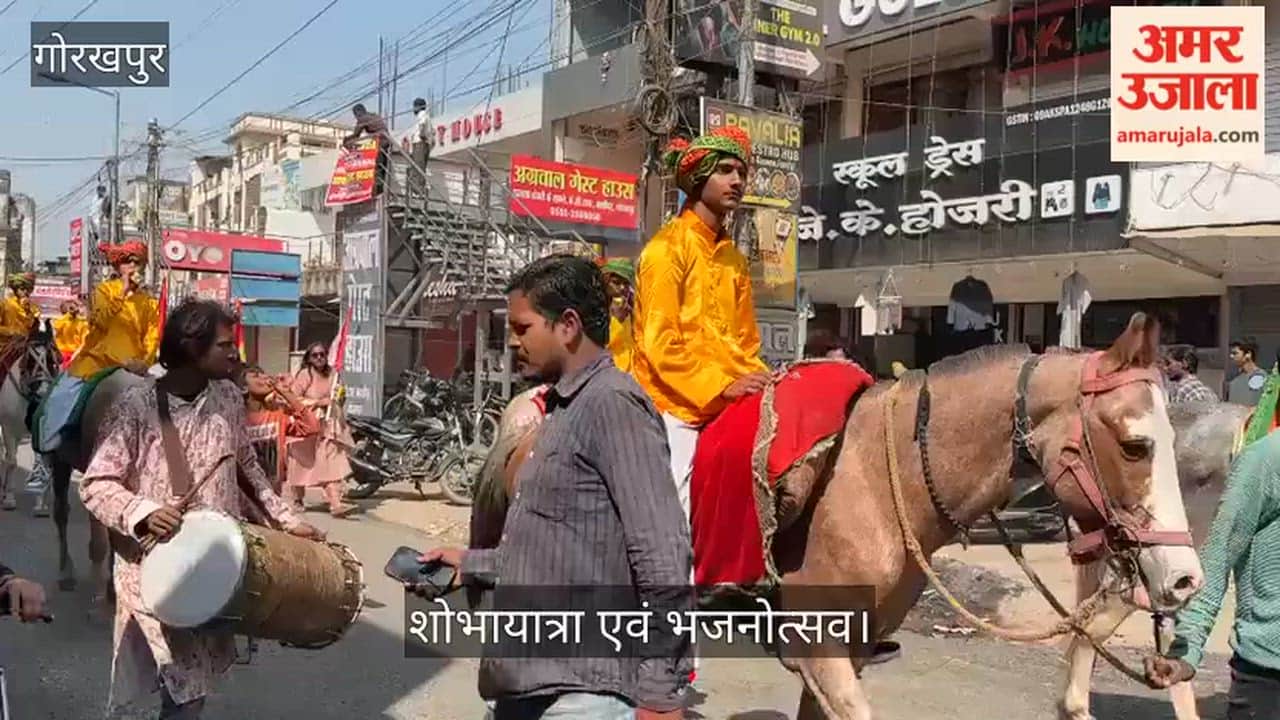 Crowds gathered in the Falgun procession of Shri Rani Sati Dadi