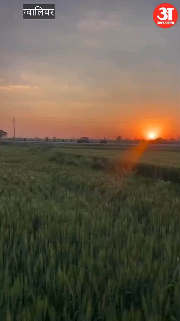 Dance of death: Truck drags car for one and a half kilometer, passersby scream... shocking video