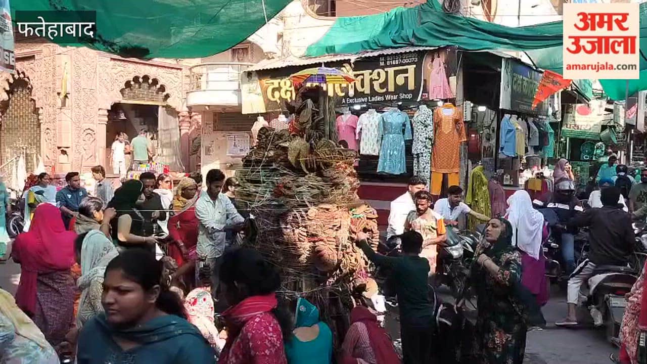 Holi festival celebrated with great enthusiasm in Fatehabad