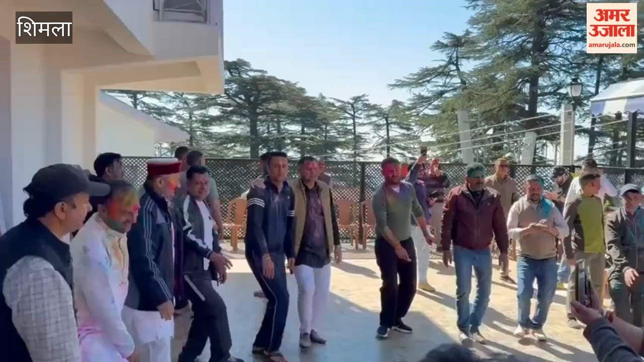 Shimla Leader of Opposition Jairam Thakur is celebrating Holi with BJP leaders