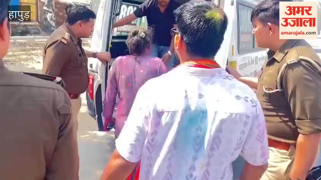 A young man riding a bike hit a girl riding a scooter on Garh Road in Hapur