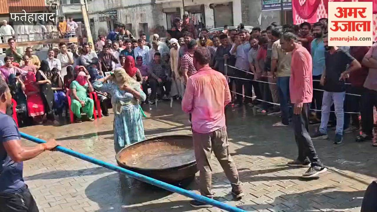 Holi celebrated with great enthusiasm in Baijalpur