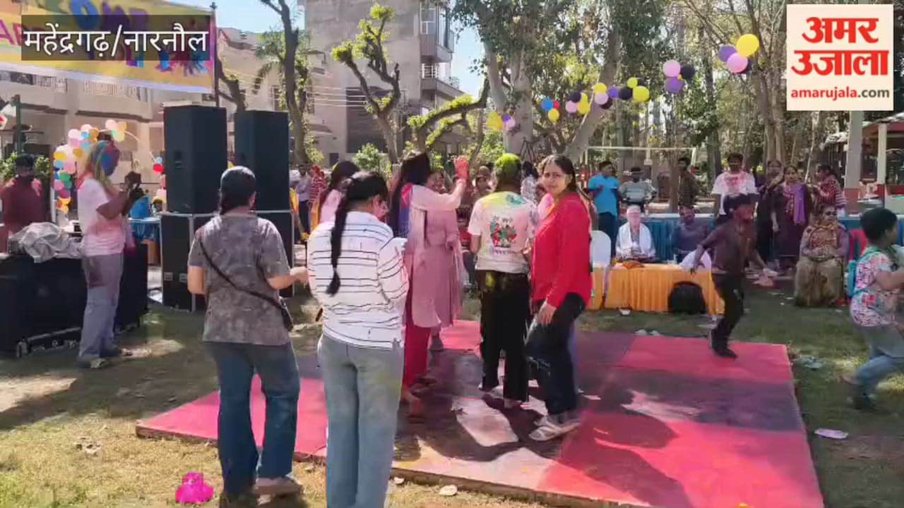 Holi festival celebrated with great pomp in Narnaul
