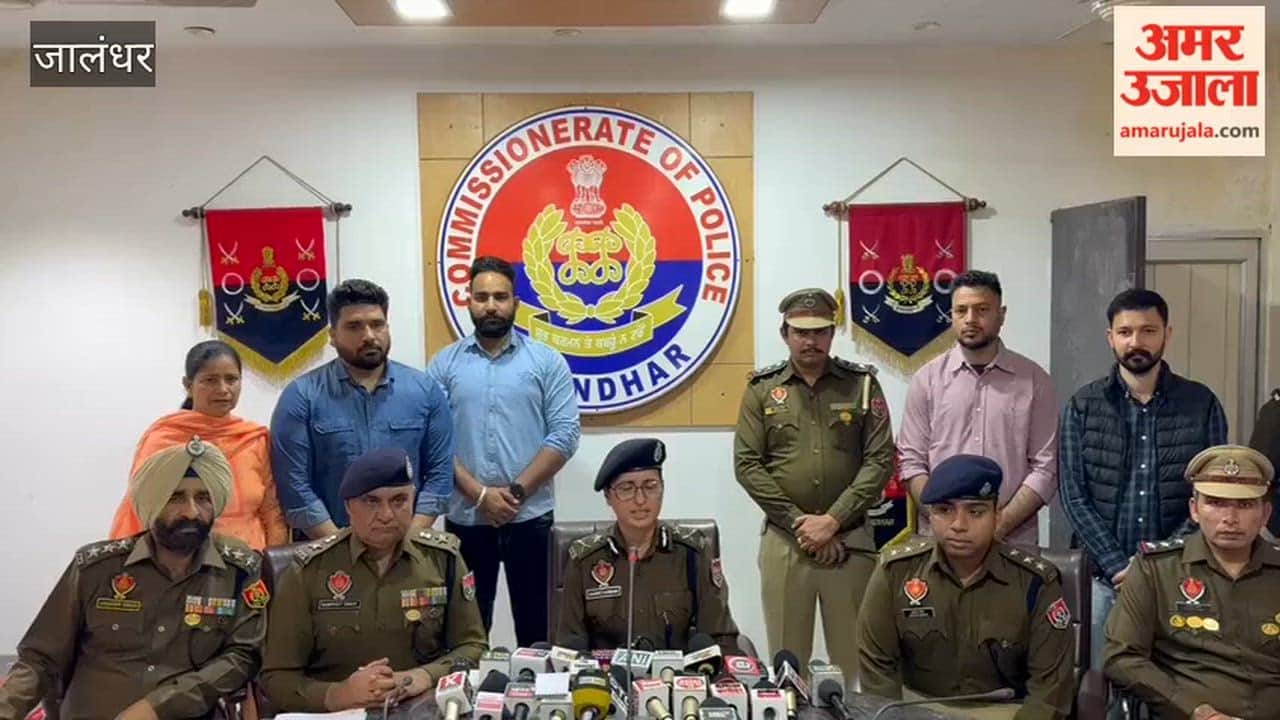 Two accused arrested for firing at the house of a government doctor in Santoshpura