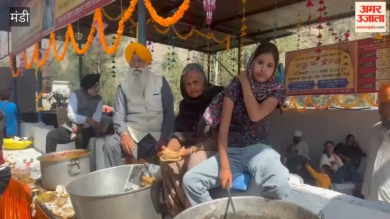 Mandi Unbroken langar organised at Gurdwara Singh Sabha Pandoh