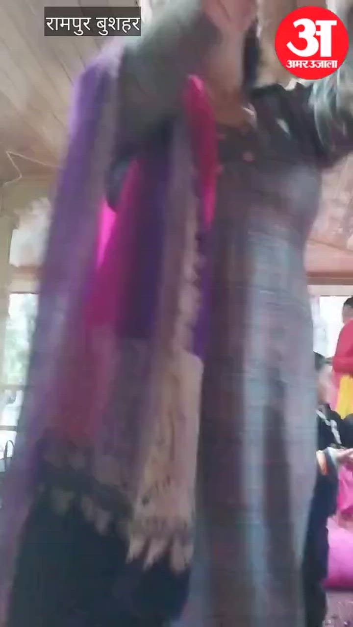 Rampur Bushahr: रामपुर में महिलाओं ने भजन-कीर्तन कर मनाया होली त्योहार