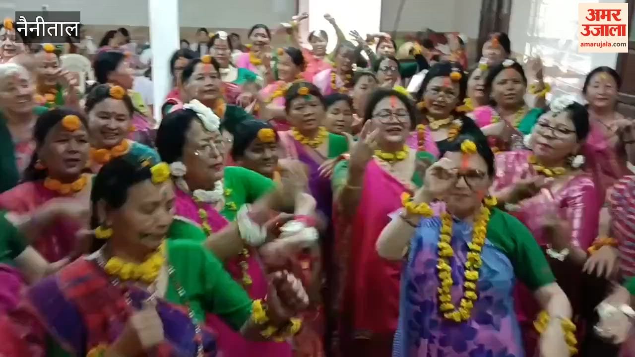 Johar Shouki Women's Organization organized Khadi Holi