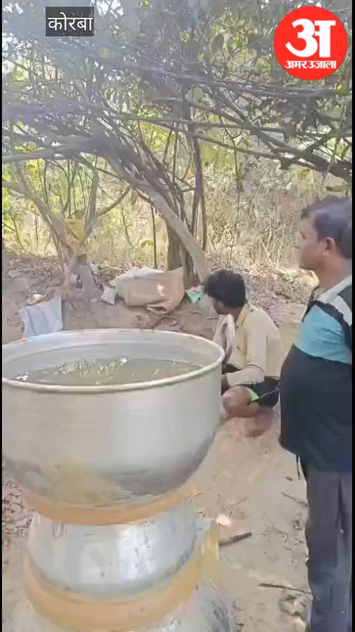 Korba 10 drums of Mahua liquor destroyed before Holi three arrested