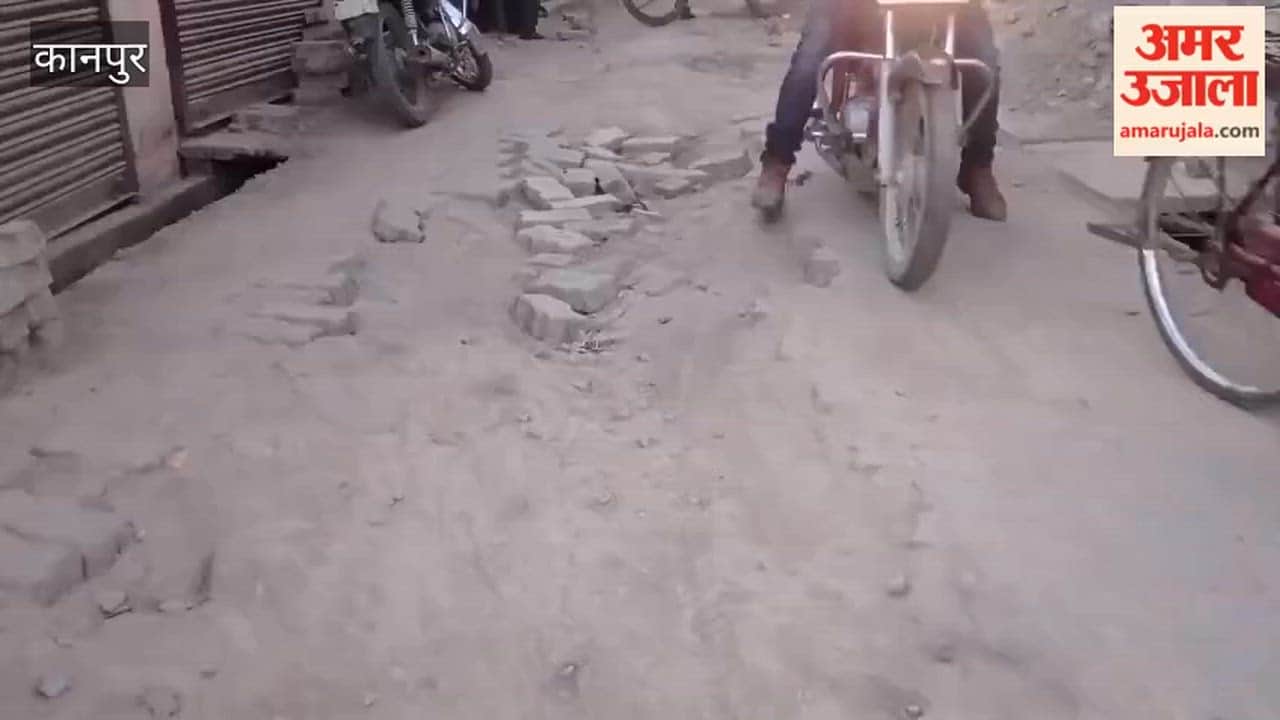 Kanpur: Contractor ruins interlocking road in Barasirohi New Colony