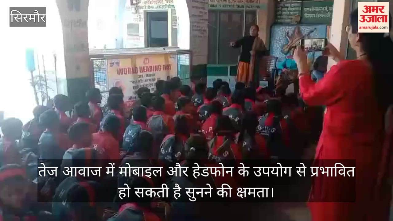 Krishna Rathore said - Hearing ability can be affected by using mobile and headphones at high volume