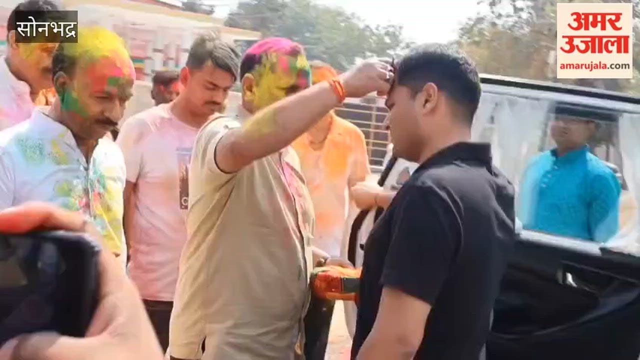 After successful completion of Holi colors were played in Police Line Churk