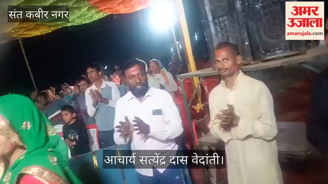 The listeners were moved by the story of Shri Krishna's birth.