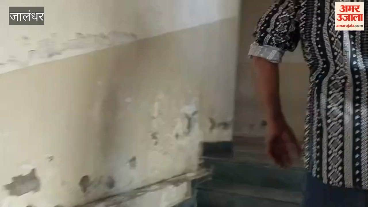 Ruckus at Jalandhar RTO office